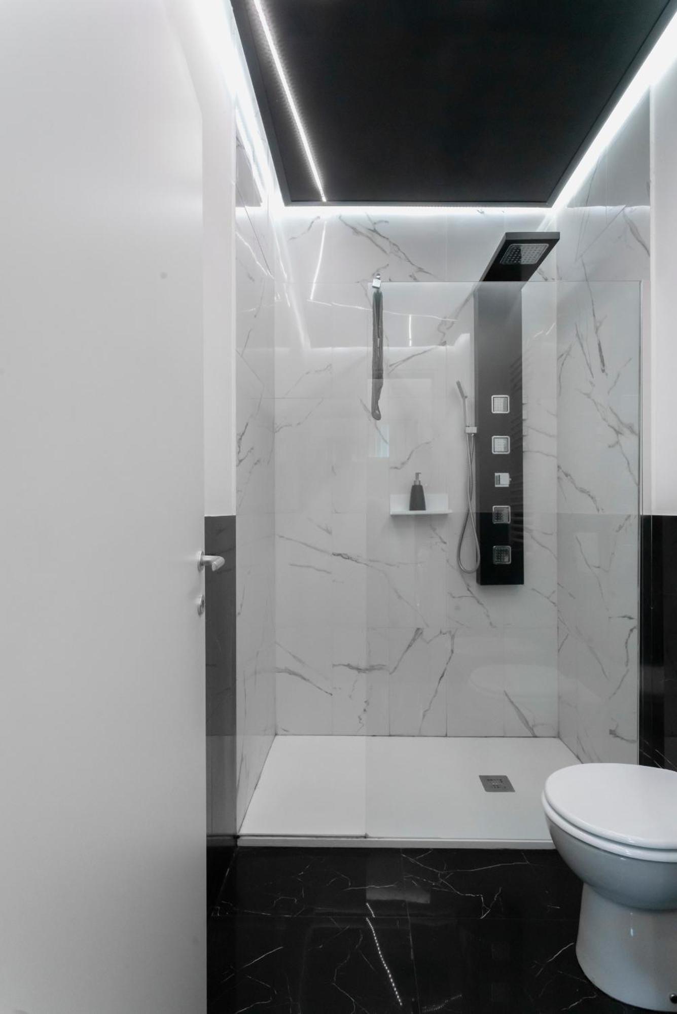 Elegant Sweet Home Suite - Milan, 15 Minute Duomo ภายนอก รูปภาพ