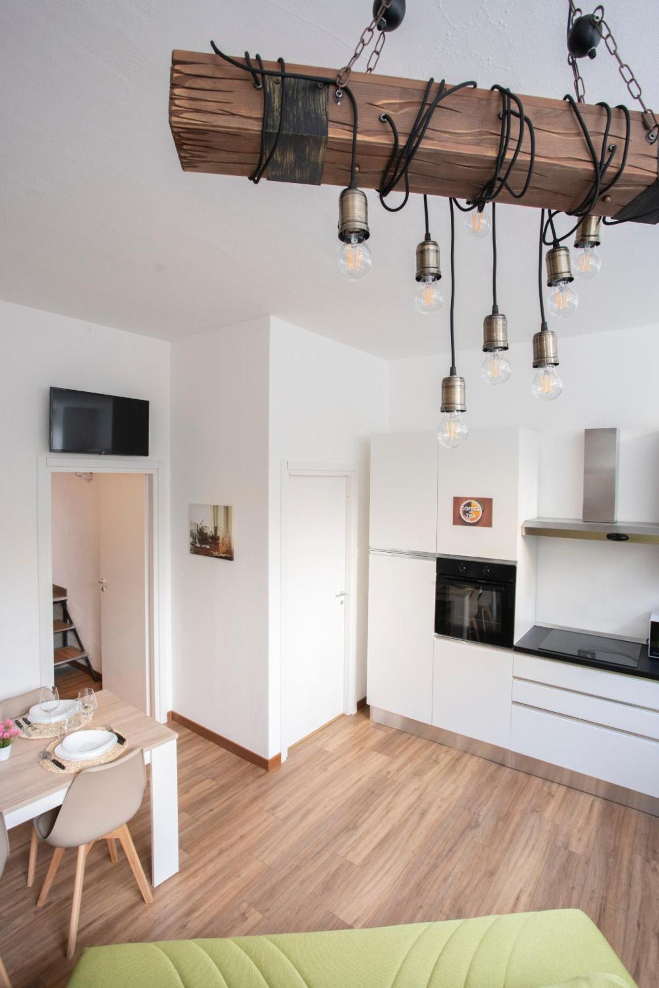 Elegant Sweet Home Suite - Milan, 15 Minute Duomo ภายนอก รูปภาพ